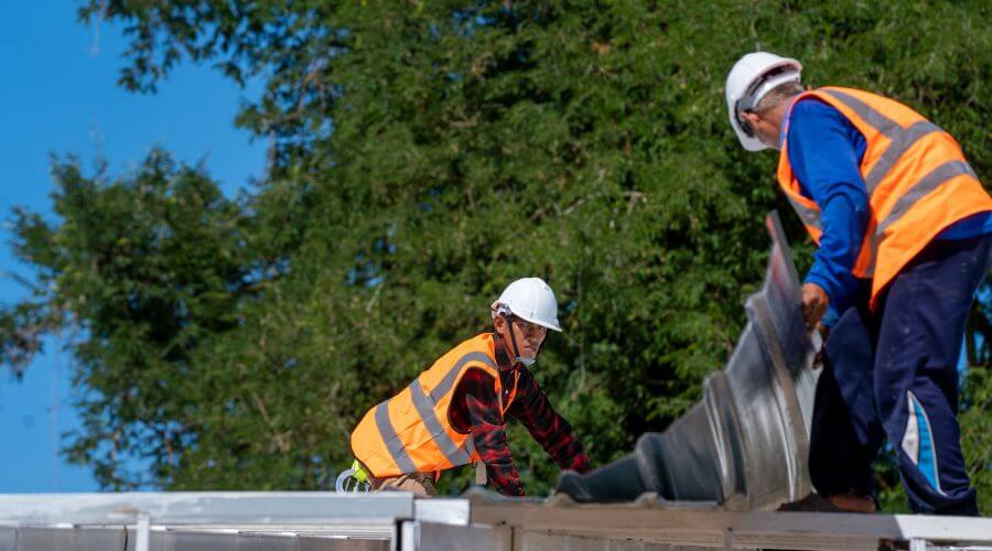 Expert new roof installation services in Salamonia, IN